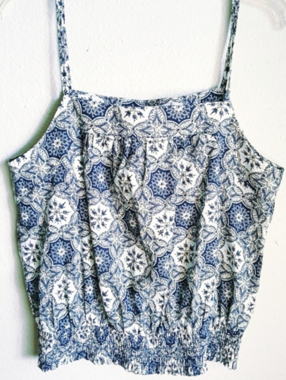 Loft Blue Floral Medallion Tank Top Spaghetti Staps Size Small